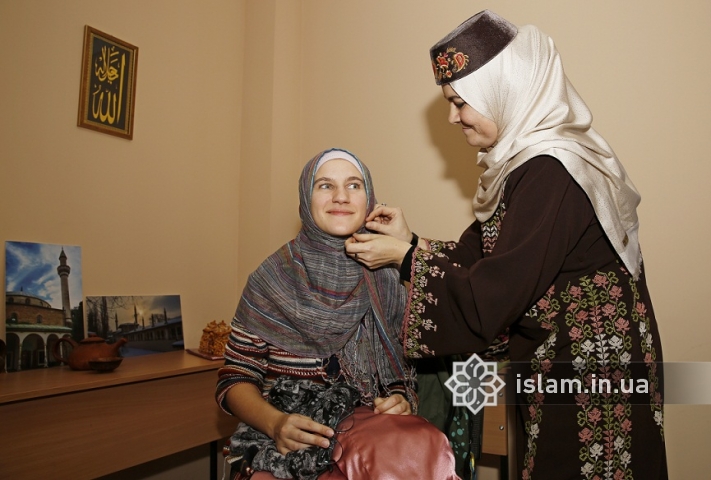 Мусульмане Львова распахнули свои двери для желающих познакомиться с исламской культурой
