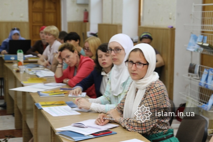 Обсуждение докладов иногда строже, чем при защите диссертации, — участники Международной исламоведческой школы