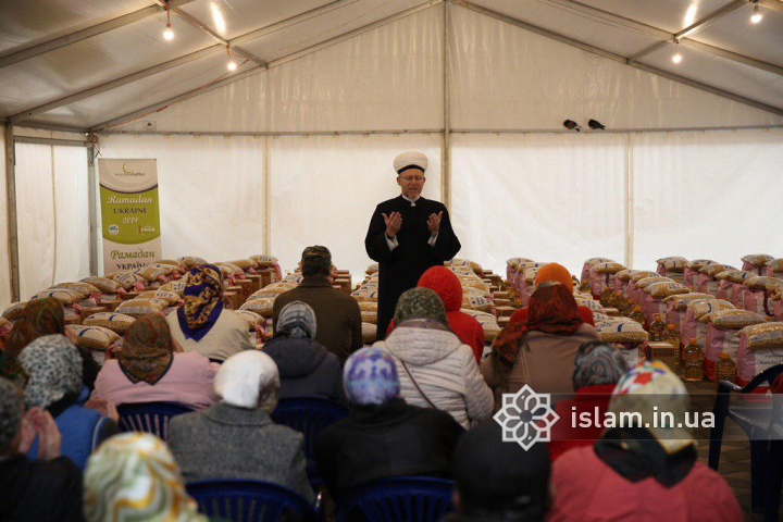 Ramadan-2019: Grocery packs from German Muslimehelfen for Ukrainian Brothers and Sisters in Faith