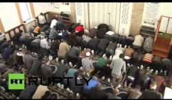 Ukraine: Lugansk Muslims gather for prayer amid crisis