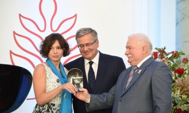 Вручение премии Жанне Немцовой. Варшава, 4 августа 2015 г.