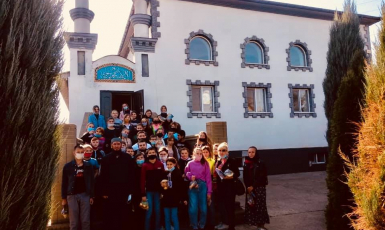 ©Hamza Issa/фейсбук: Екскурсія школярів м. Костянтинівка у місцеву мечеть