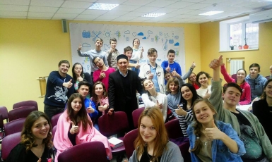 Имам мечети г. Днепр рассказывал студентам Украинской академии лидерства об Исламе