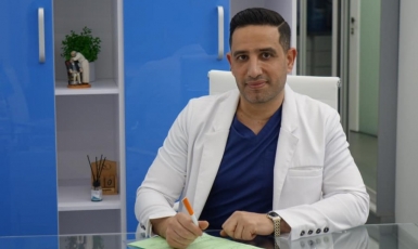 Стоматолог-мусульманин бесплатно лечит нацгвардейцев