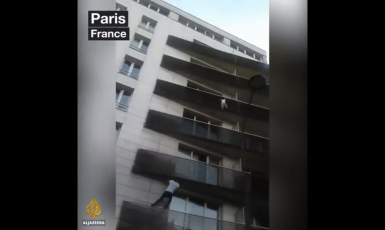 Мусульманин спас французского малыша от верной смерти