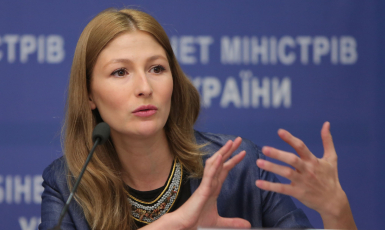 Еміне Джепарова: Крим є невід’ємною  частиною України 