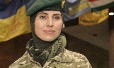 Амина Окуева сдала экзамены на лейтенанта ВДВ ВСУ