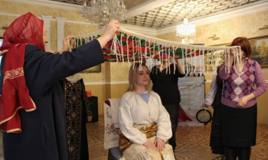 ©️Сафія: Український весільний обряд «розплітання нареченої»