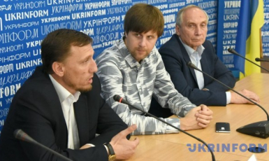 Mosque Shuttering in Donetsk: A Press-Conference at UkrInform