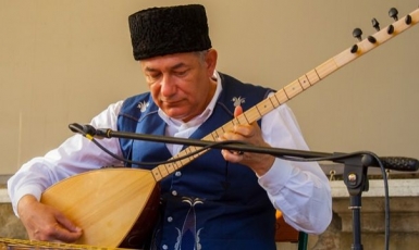Джеміль Каріков видав свою семирічну працю — хрестоматію «Qırımnın yerli muzıkası» 