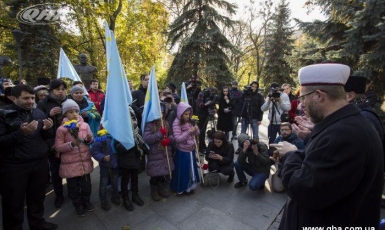 У Парку Слави звучала молитва-дуа в ознаменування пам’яті Амет-Хана Султана