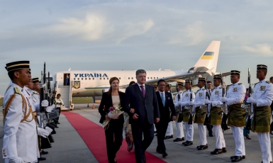 Президент Украины с официальным визитом в Малайзии и планирует нанести государственный визит в Индонезию
