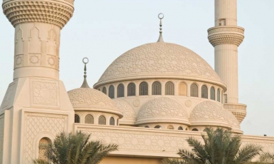 В Абу-Даби одну из крупнейших мечетей переименовали в честь матери Иисуса