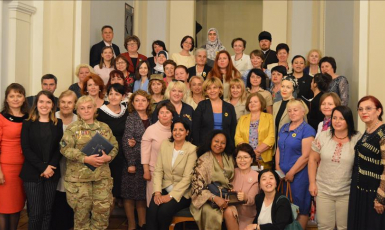 Ukrainian deputy pledges support for all-women convoy