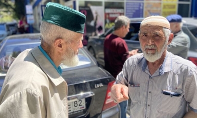 За книги, не заборонені в РФ, голову мусульманської громади в Алушті викликали до суду
