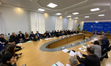 Ukrainian Parliament Human Rights Committee commenced its activity by representing meeting in the Kherson region of Ukraine.