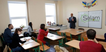 «Салам» запрошує іноземців на курси російської мови
