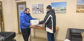 ИКЦ Днепра раздали продуктовые наборы 40 семьям из Днепра и Каменского