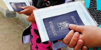 Из Крыма на подконтрольную Украины территорию выехали почти 23 000 человек