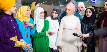 Muslim Collection Celebrated at Kyiv Fashion Festival