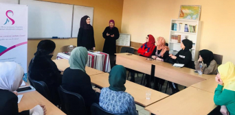 Во Львове магистр шариатского права шейха Анастасия Радовелюк провела семинар для сестер по вере