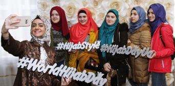 Spring Hijab Day at Vernadskiy University