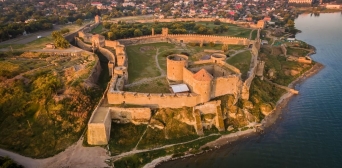 Аккерманській фортеці повернули плиту з тугрою Селіма III