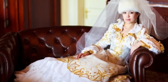 В Казахстане запретят никях вне культовых зданий и без госсвидетельства о браке
