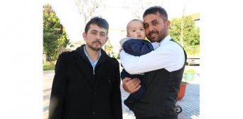 Водитель автобуса в Турции спас жизнь умирающему ребенку