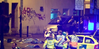 В Лондоне теракт: автомобиль наехал на мусульман у мечети