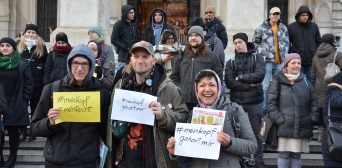 В Австрии — акция в поддержку хиджаба