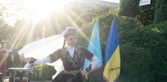 У Києві відсвяткували День корінних народів, перетворивши ботсад на маленький Крим
